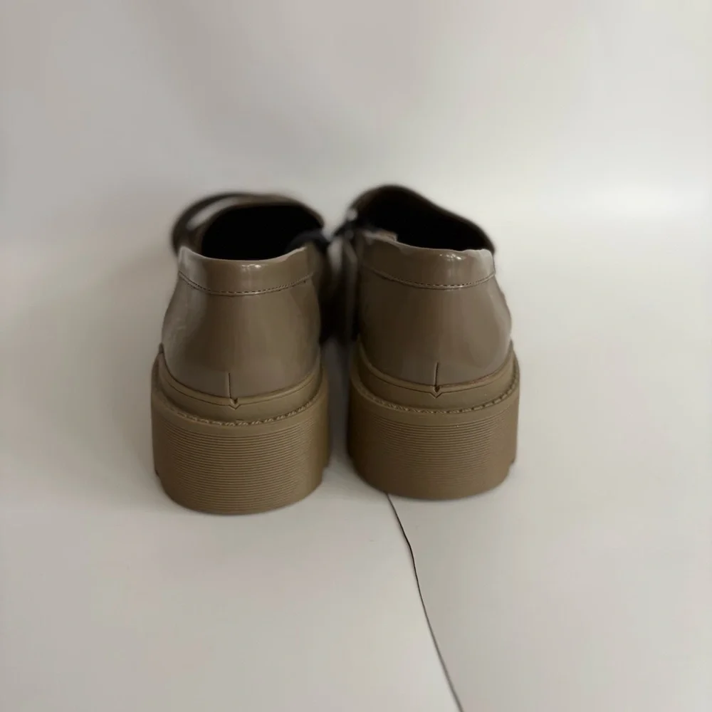 NWT Zara Low Heel Lug Sole Loafers in Khaki Green Size 7.5 - Picture 7 of 10